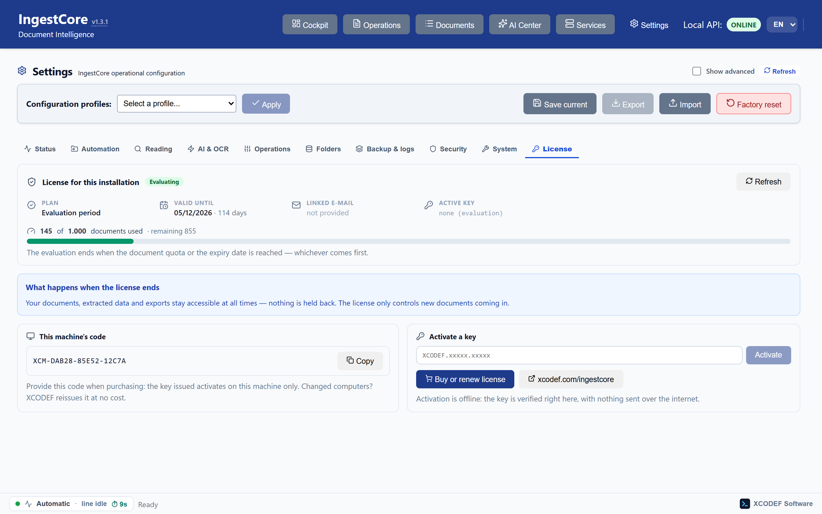 Licence tab: status, trial consumption, machine code and the activation field.
